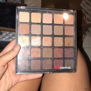 morpheus eyeshadow palette (25b)